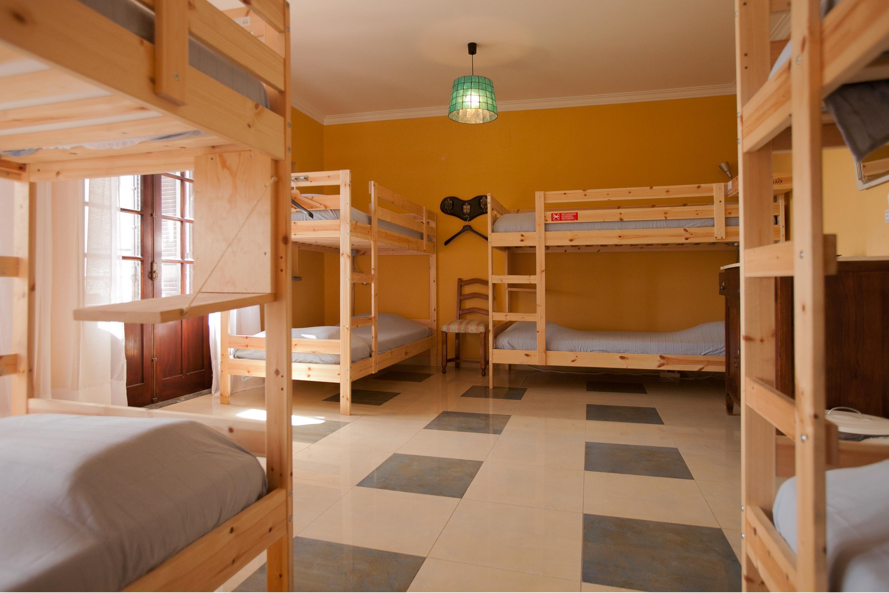 Ericeira Chill Hill Hostel & Private Rooms - Peach Garden Luaran gambar