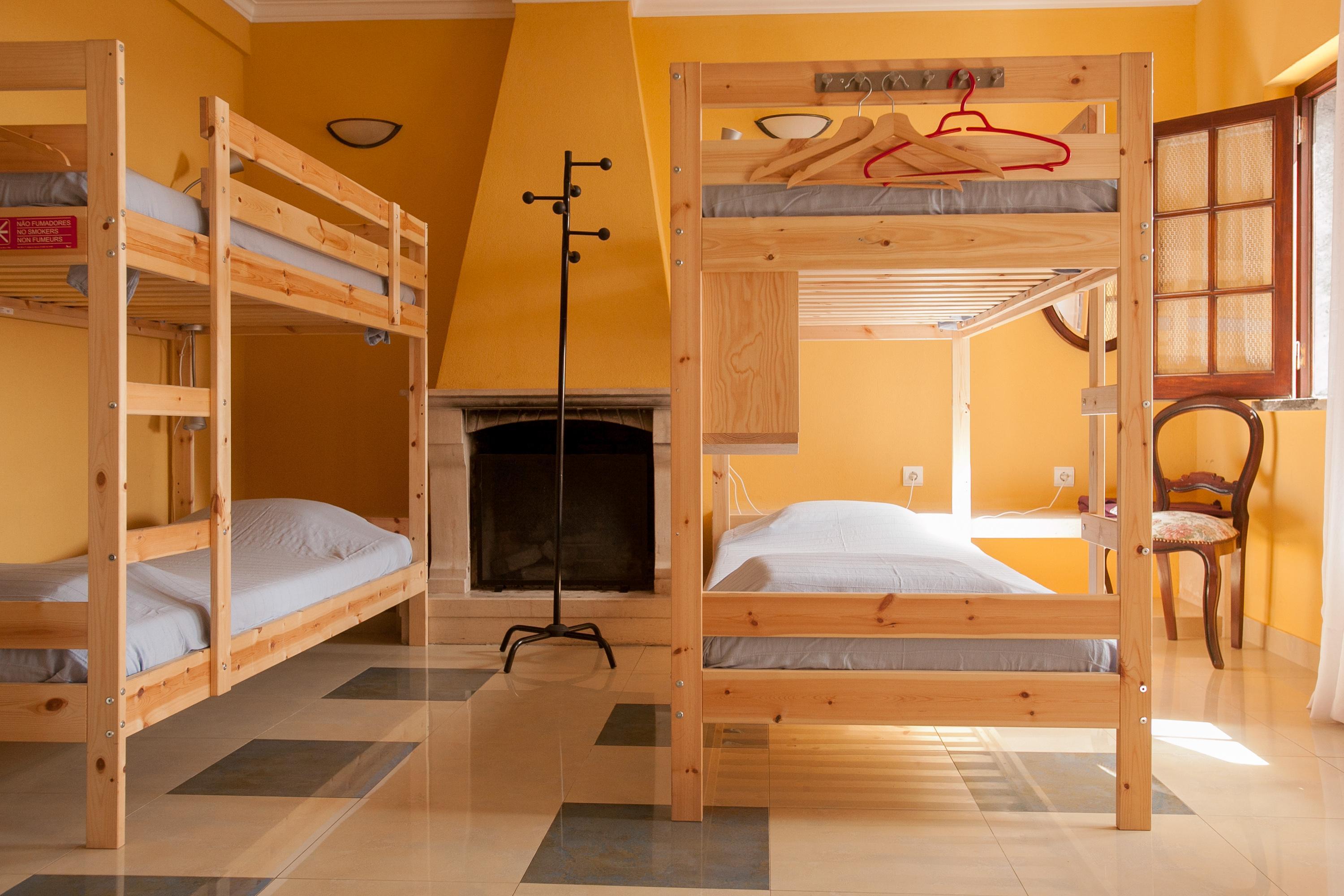 Ericeira Chill Hill Hostel & Private Rooms - Peach Garden Luaran gambar