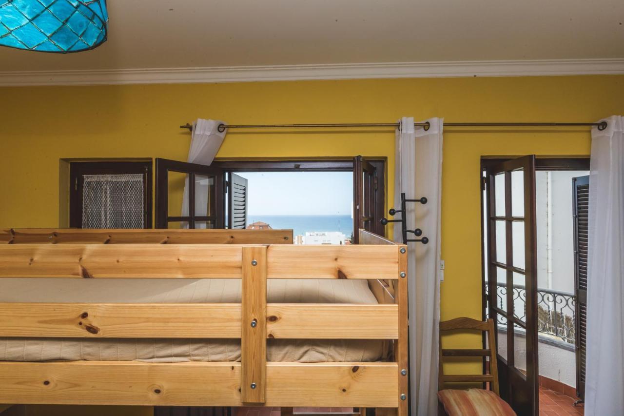 Ericeira Chill Hill Hostel & Private Rooms - Peach Garden Luaran gambar