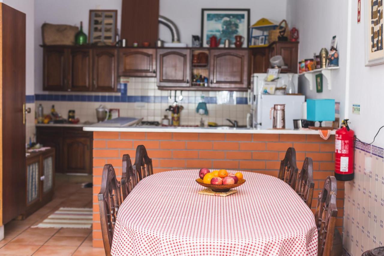 Ericeira Chill Hill Hostel & Private Rooms - Peach Garden Luaran gambar